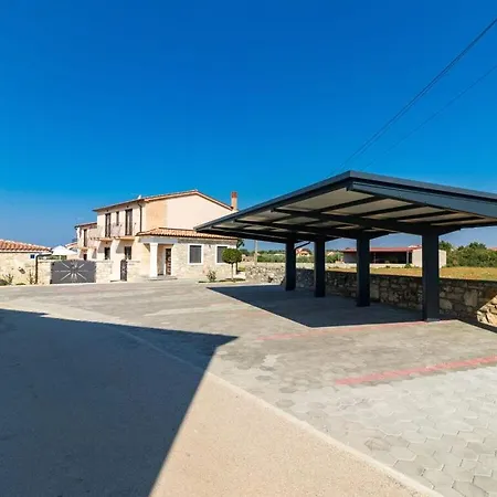 Leonardelli Villa